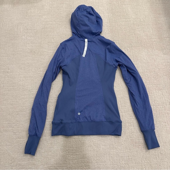 Lululemon Dance Studio Jacket III
Water Drop /Heathered Water Drop - Size 6, EUC - Picture 7 of 8